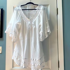 100% Cotton white / ribbon very feminine blouse. Never worn